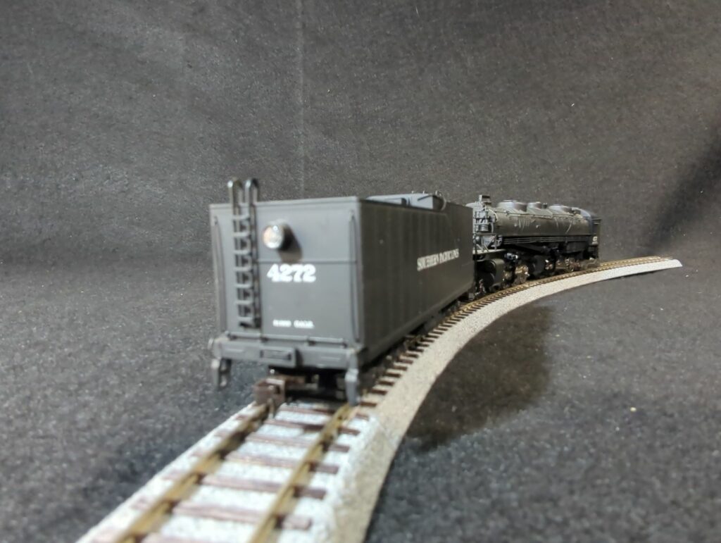 Las Vegas Train World - Train of the Day - Rivarossi HO 4-8-8-2 Cab Forward Southern Pacific #4272 Steam Locomotive &Tender