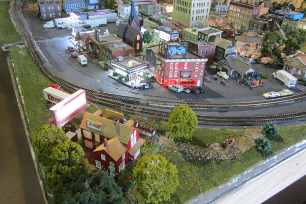 Displays Las Vegas Train Store (10)