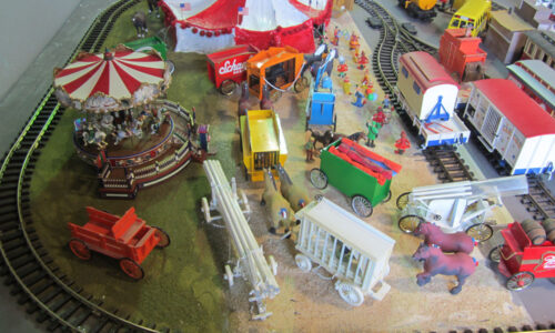 Displays Las Vegas Train Store (18)