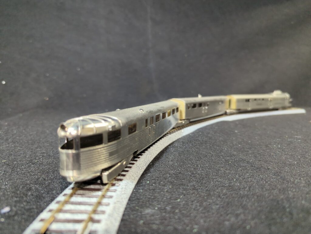 Las Vegas Train World - Train of the Day - Burlington Zephyr 9900 Brass Nickel Plated Locomotive (3 Unit Train) Unpainted