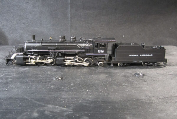 United Scale Models Beautiful Painted Brass Sierra RR 2-6-6-2 #38 Steam Locomotive w Tender Mallet Articulated - HO Gauge - Las Vegas Train World - Train of the Day