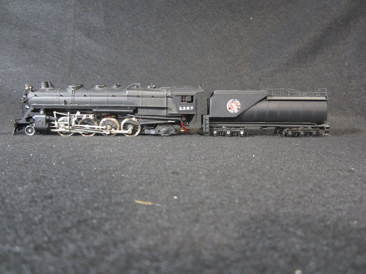 Tenshodo PFM 2-8-2 Great Northern #3397 Painted Brass Steam Locomotive w/ Tender HO – Train of the Day